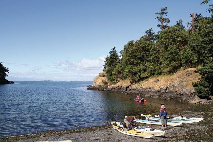 Départ d'excursion en kayak dans le Posey Island Park.