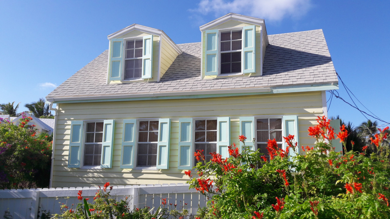 Maison de poupée sur Hope Town, Abacos.