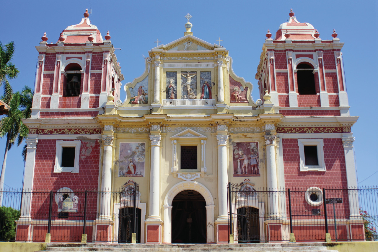 Eglise du calvaire, Leon.