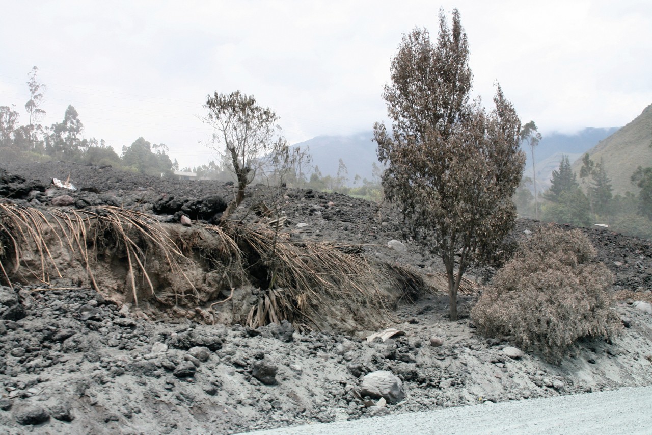 Ravage de l'éruption du Tungurahua près de Baños