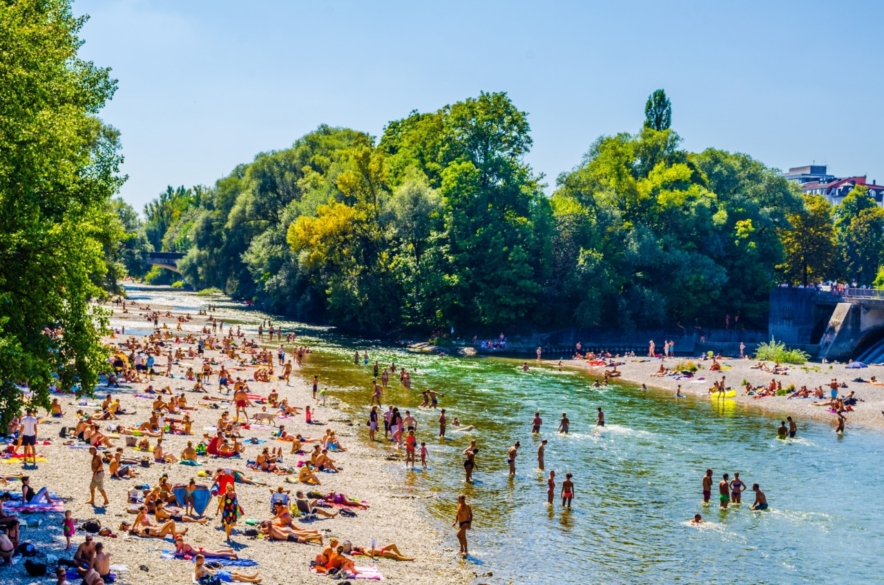 Baignade dans l'Isar.