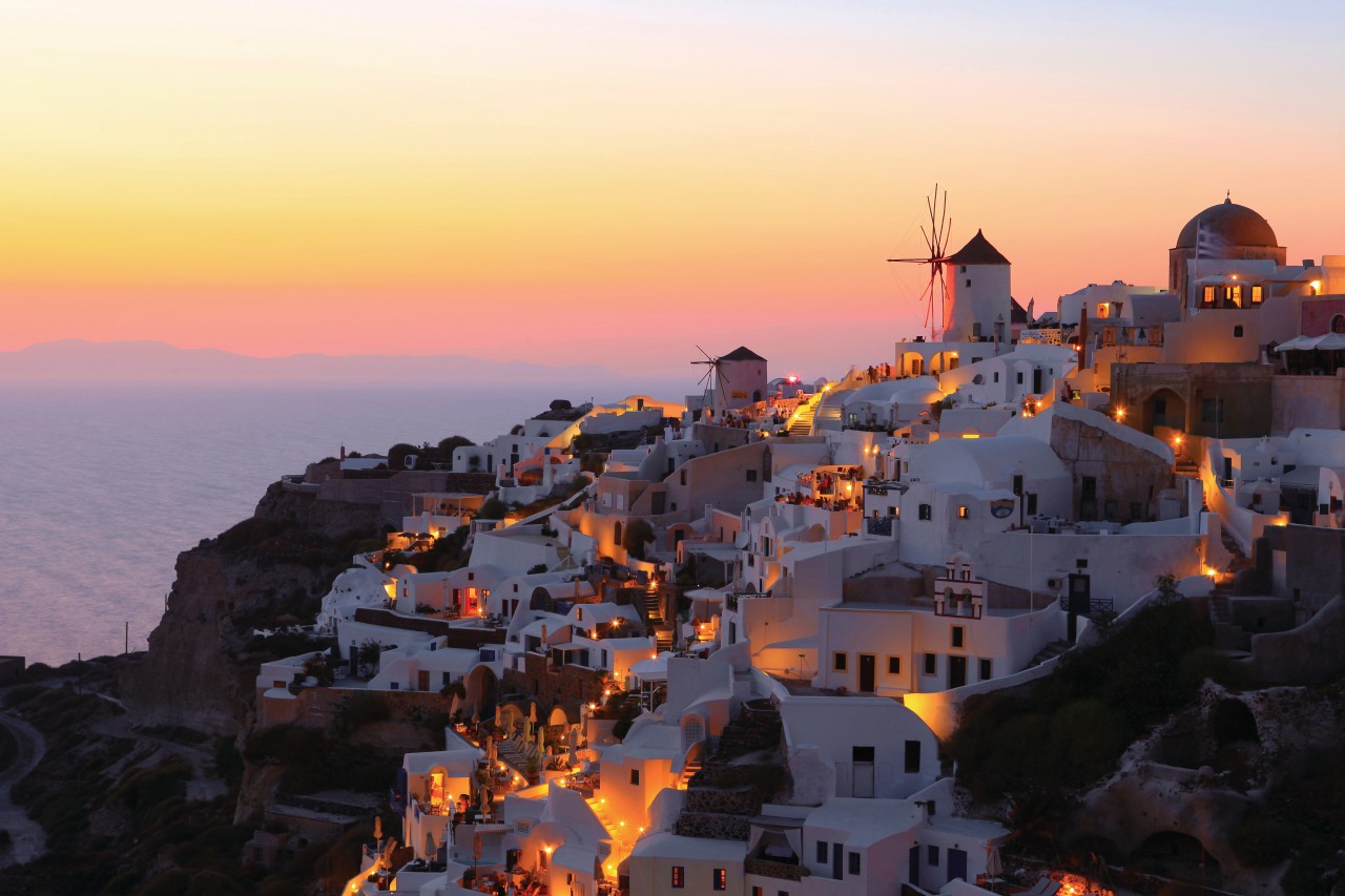 Coucher de soleil sur Oia, Santorin.