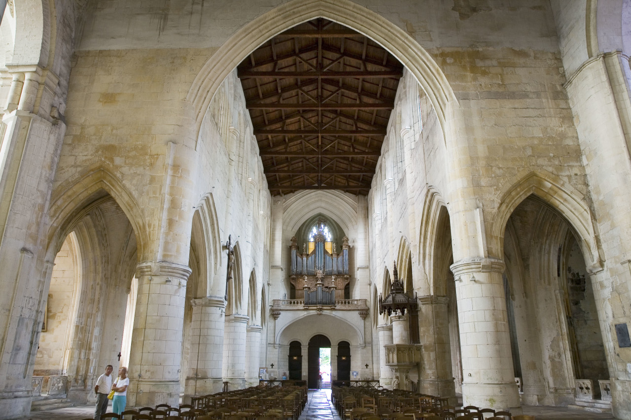 Cathédrale Saint-Pierre de Saintes.