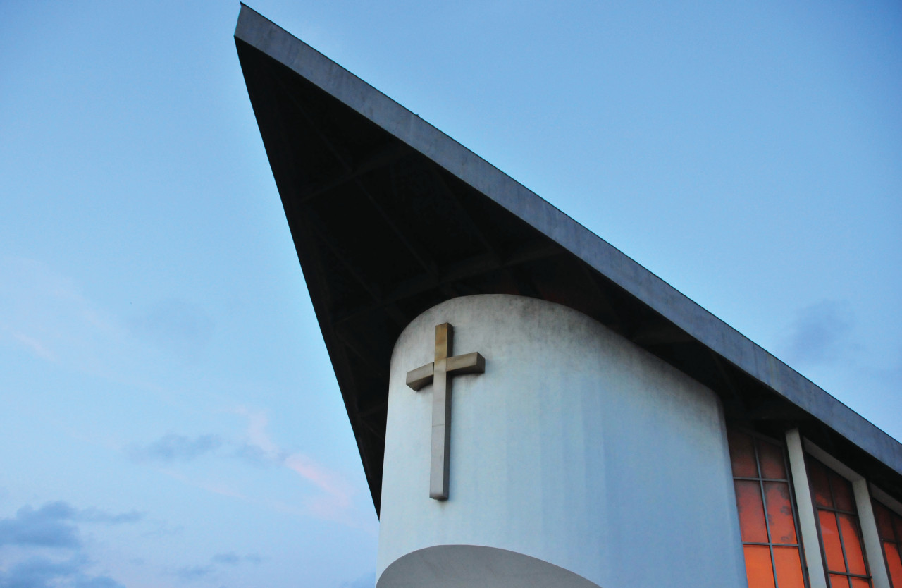 L'église Saint-Michel de N'Kembo.