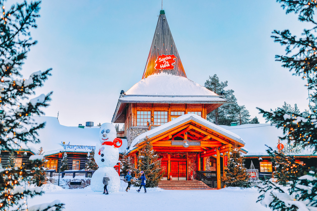 Santa Claus Village à Rovaniemi.