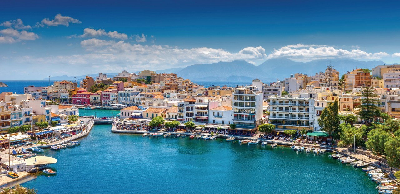 L'activité touristique se concentre autour du lac d'Agios Nikolaos.