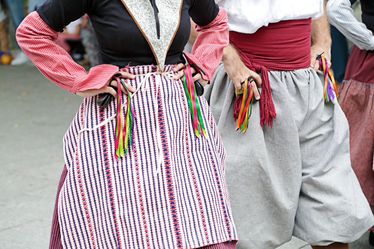 Costumes de danse traditionnels.