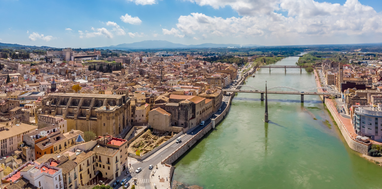 L'Ebre à Tortosa, comarque de Baix Ebre.