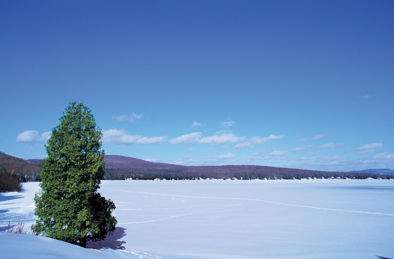 Lac Saint-Joseph en hiver, Station touristique Duchesnay.