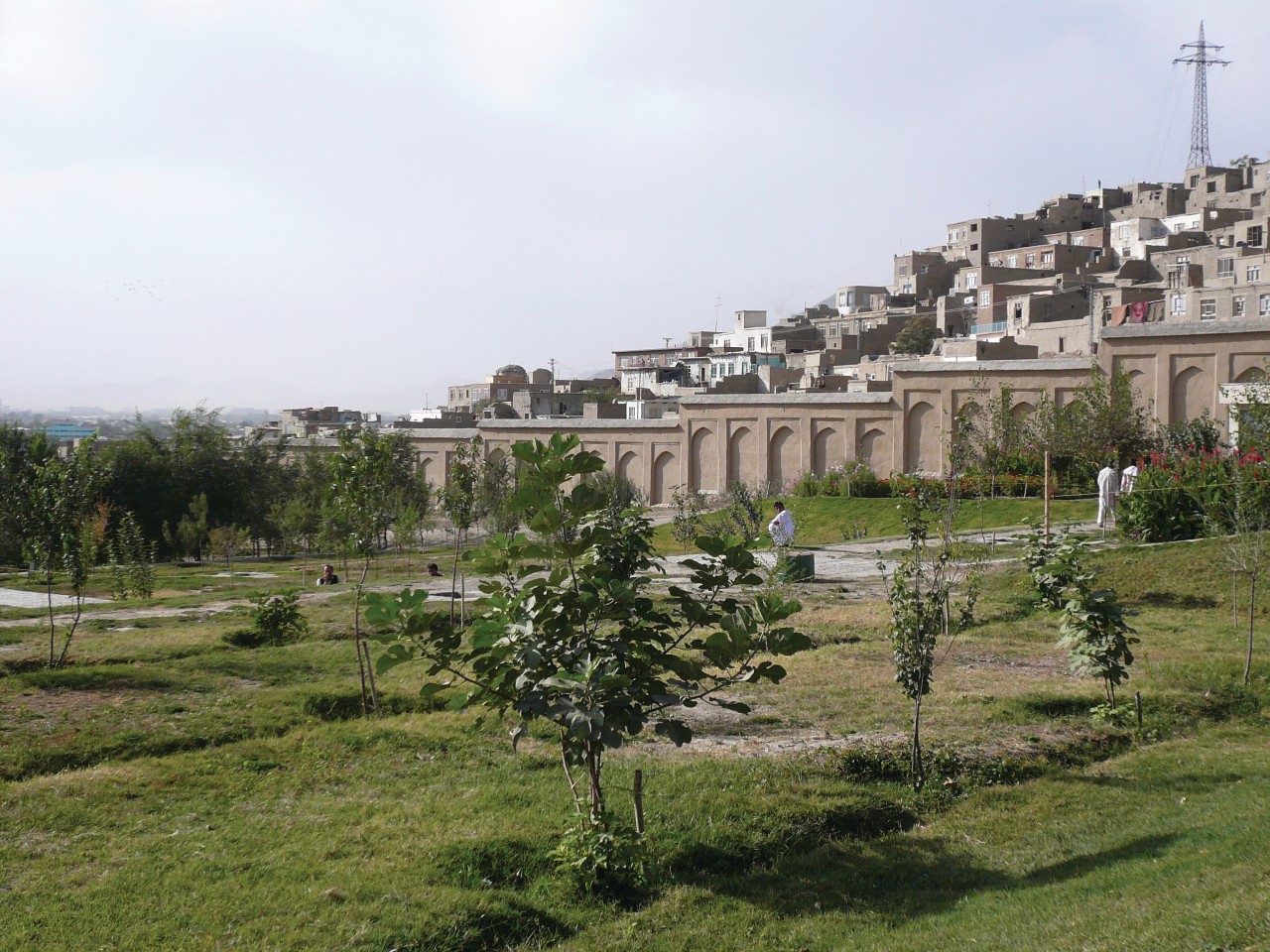 Jardins de Babur où l'empereur du même nom est enterré.